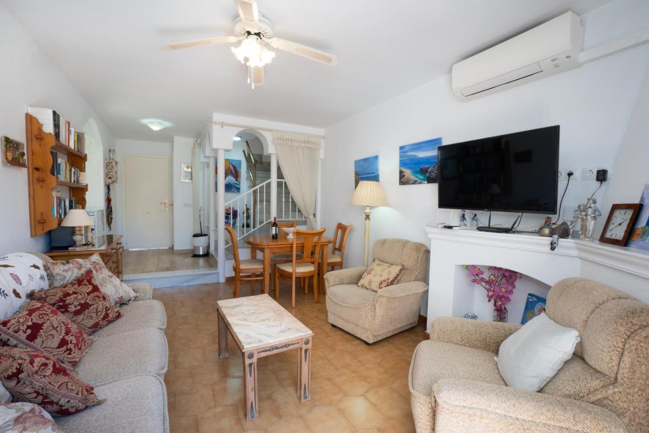 Pinos 2 Apartman Nerja Kültér fotó