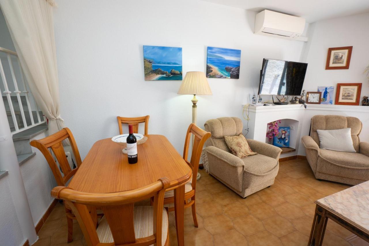 Pinos 2 Apartman Nerja Kültér fotó